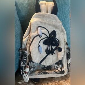 Women Artistic Embroidered Backpack Ultra Lightweight Design Stylish Crossbody